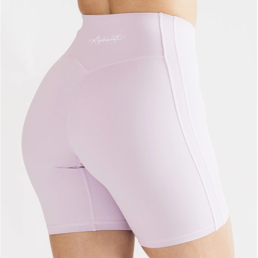 Alphalete Pulse Kinetic Short - Lavender